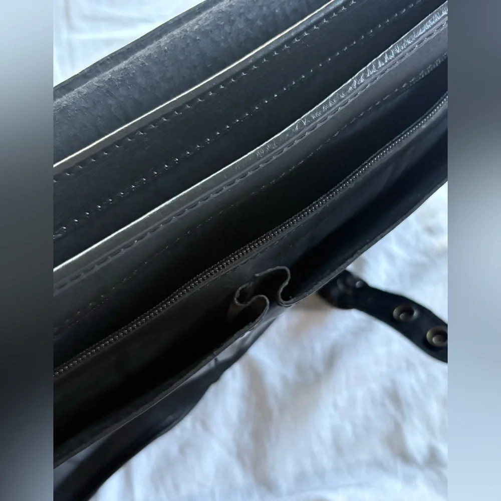 Briefcase/Laptop Case Leather Bag